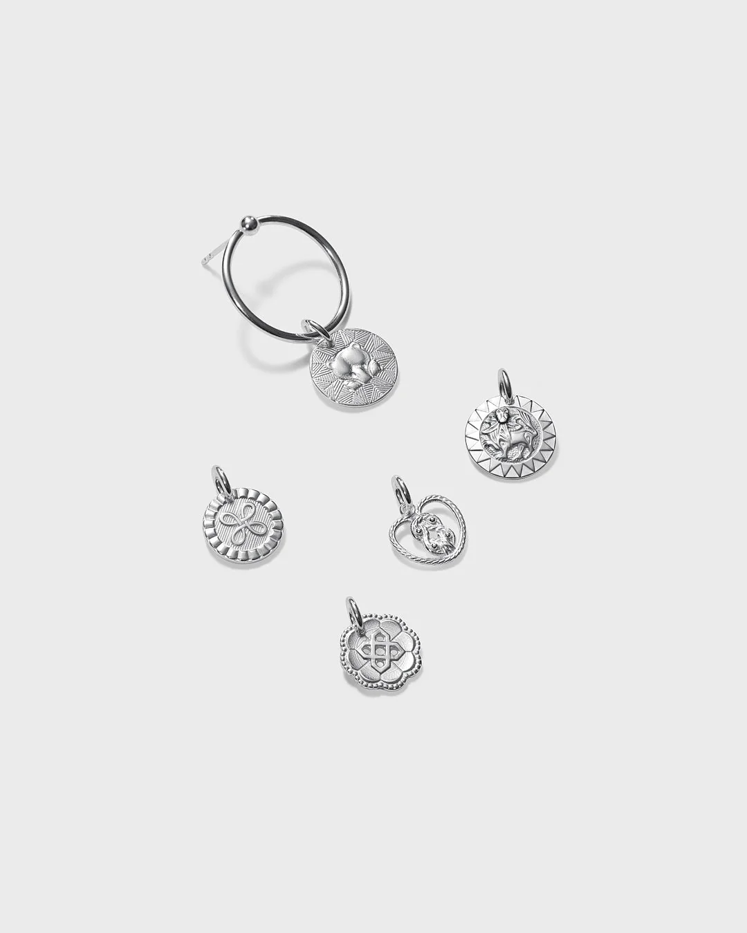 Amuletti-pikkuhela Hannunvaakuna hopea - Image 3