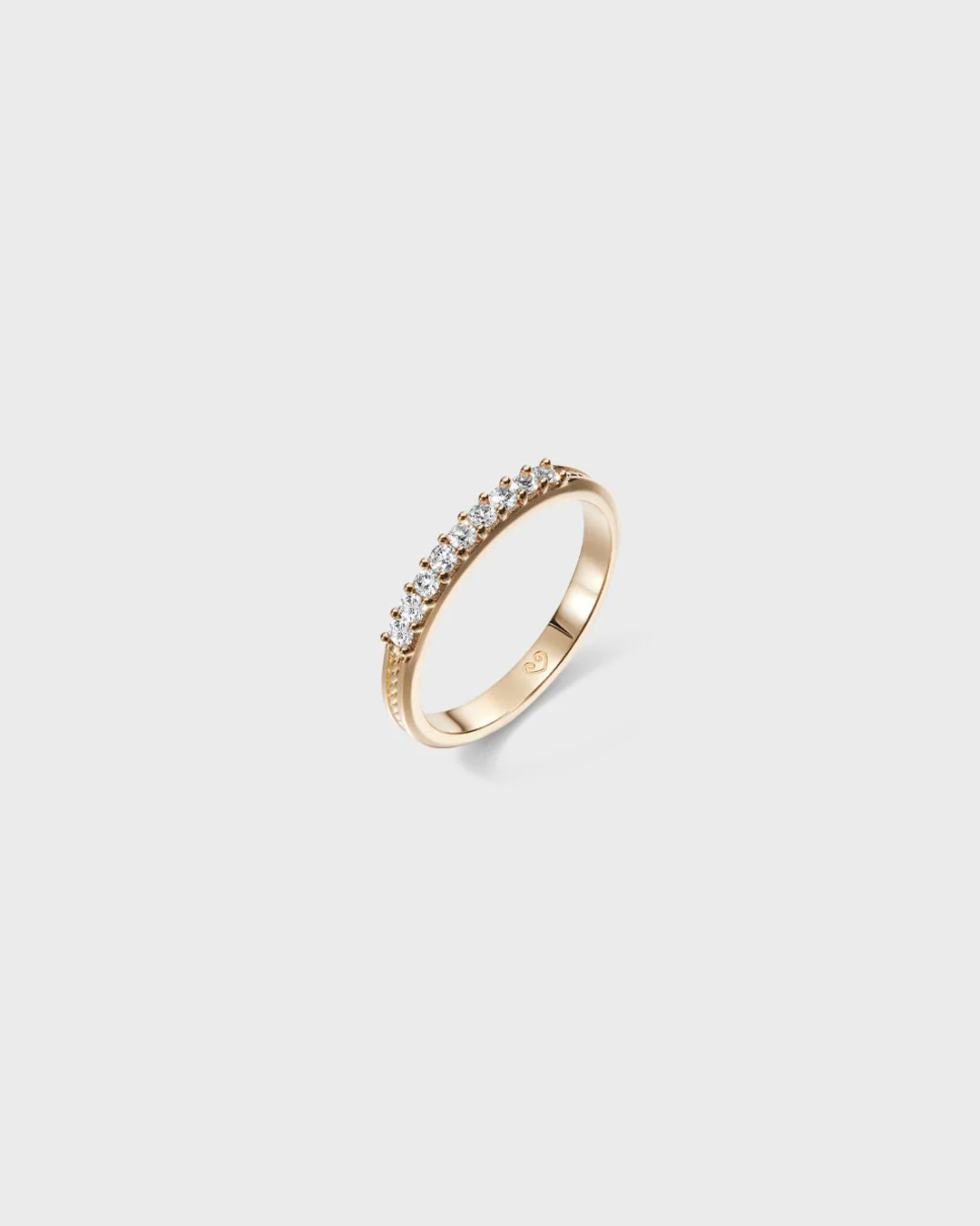 Ikiaikainen-sormus 9x0,02ct kulta