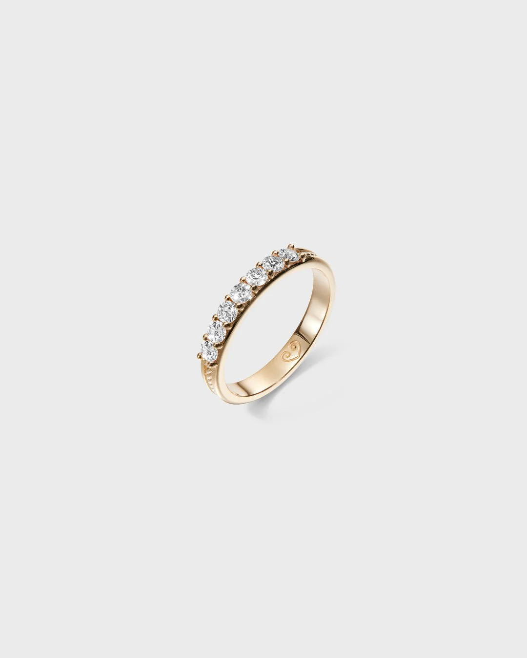 Ikiaikainen-sormus 7x0,06ct kulta
